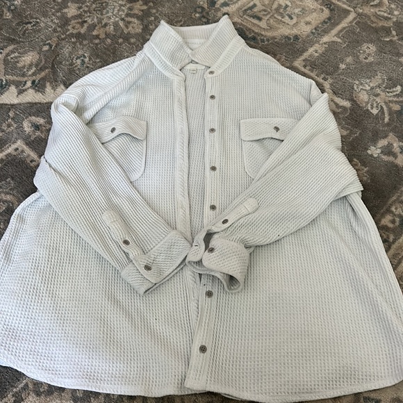 white button up - Picture 2 of 3